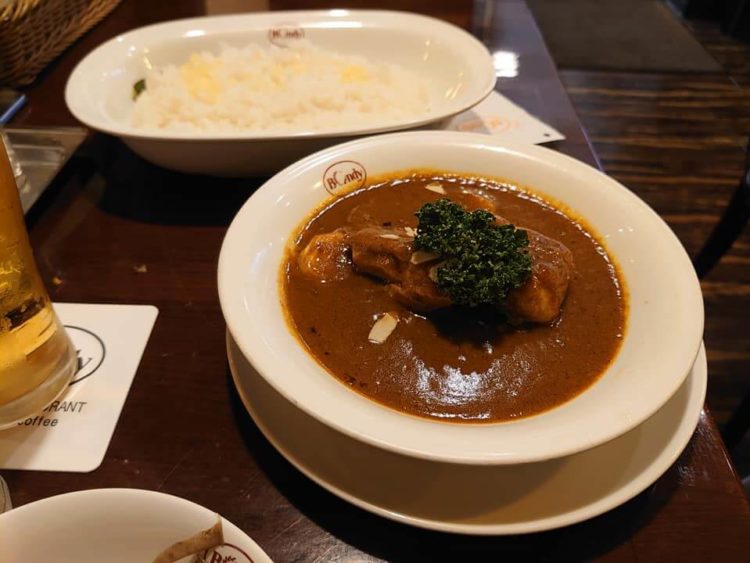 日本のカレーライスは独自の進化を遂げている！来日したら食べたい絶品カレーライス